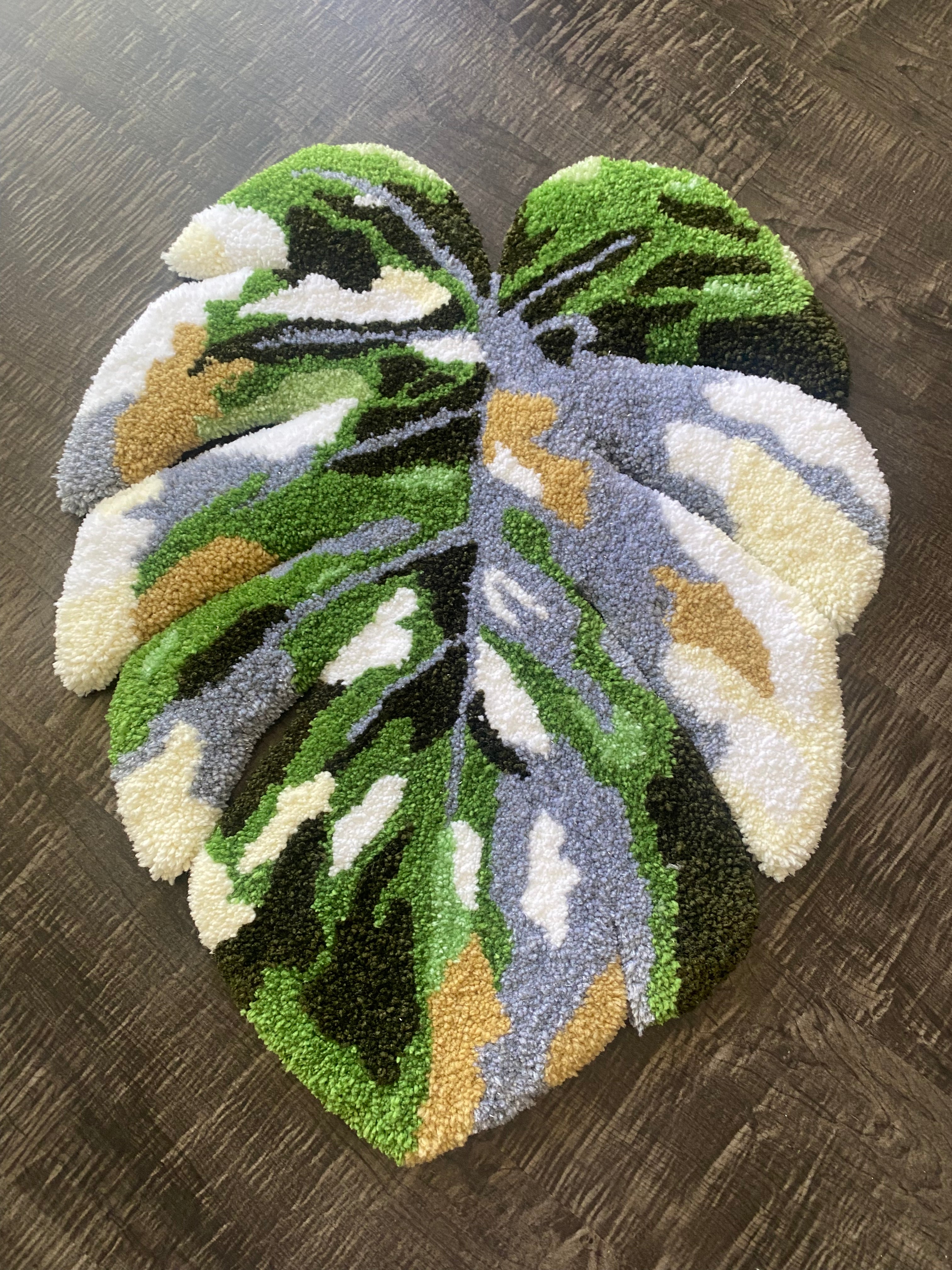 Paani Leaf Rug