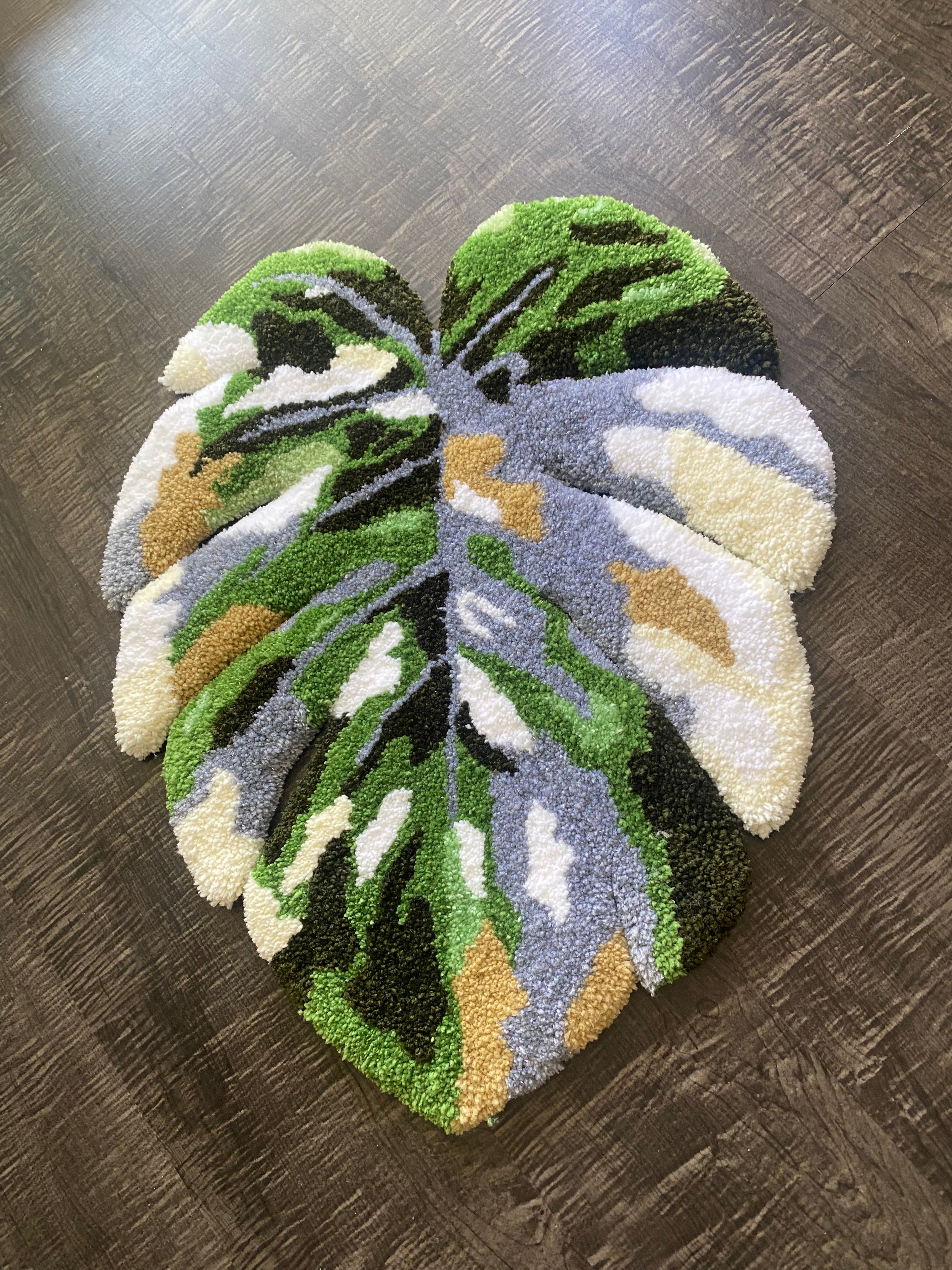 Paani Leaf Rug